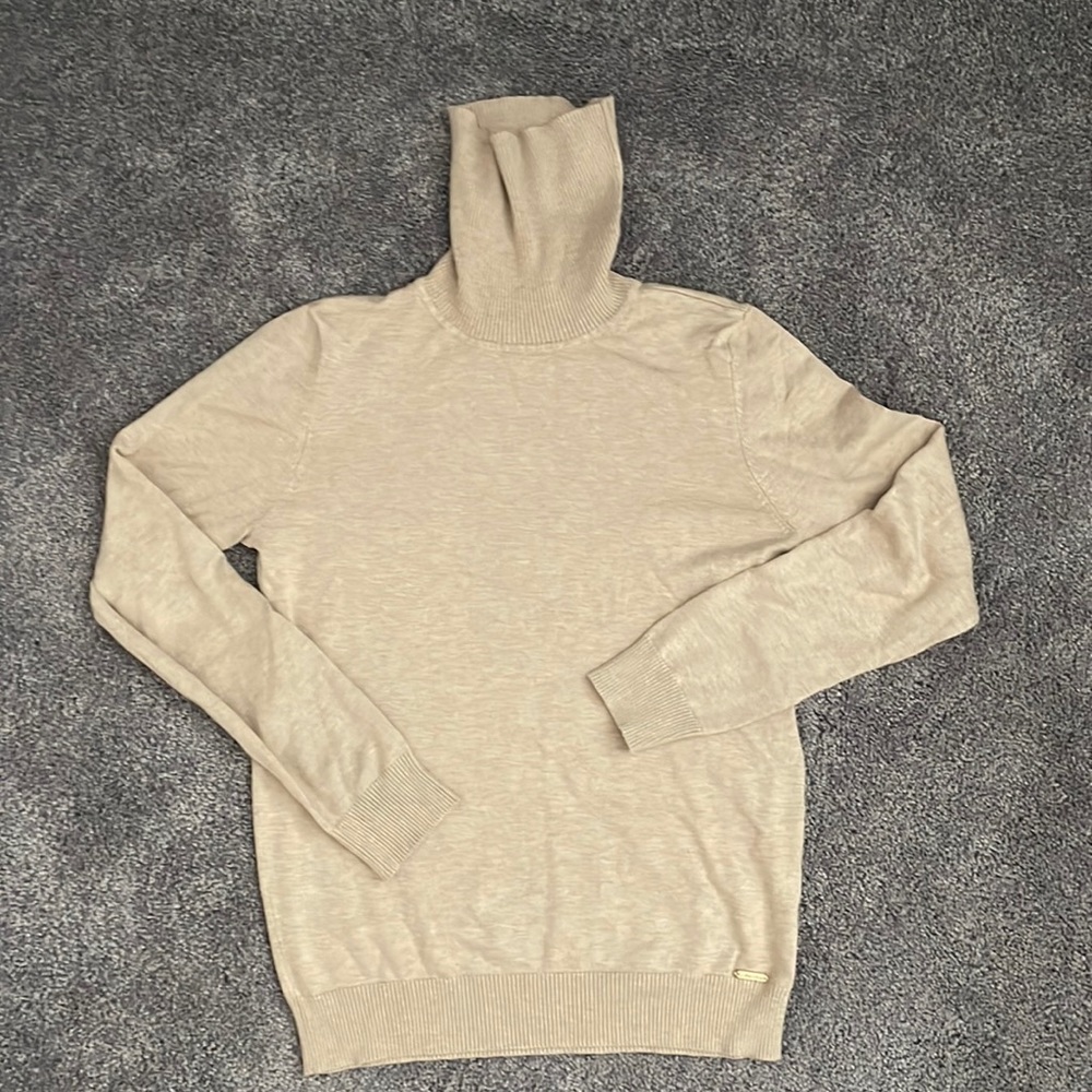 Calvin Klein turtleneck